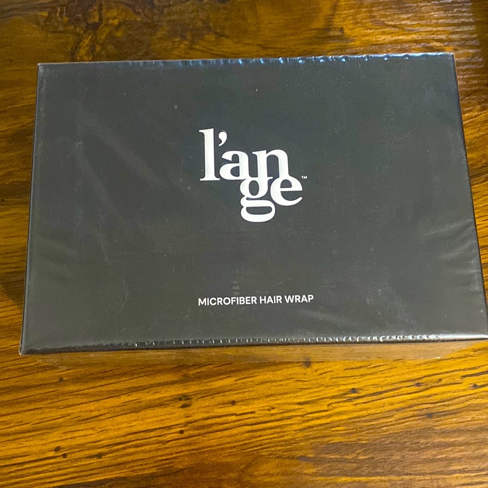 5/$25 L’ange Hair Wrap